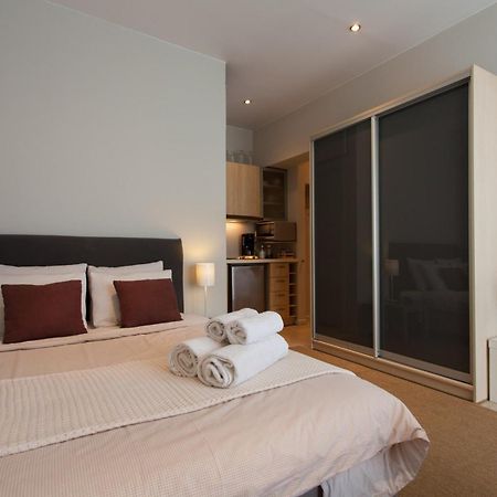Homz Studios Neapolis Atenas Exterior foto