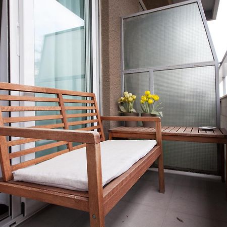Homz Studios Neapolis Atenas Exterior foto