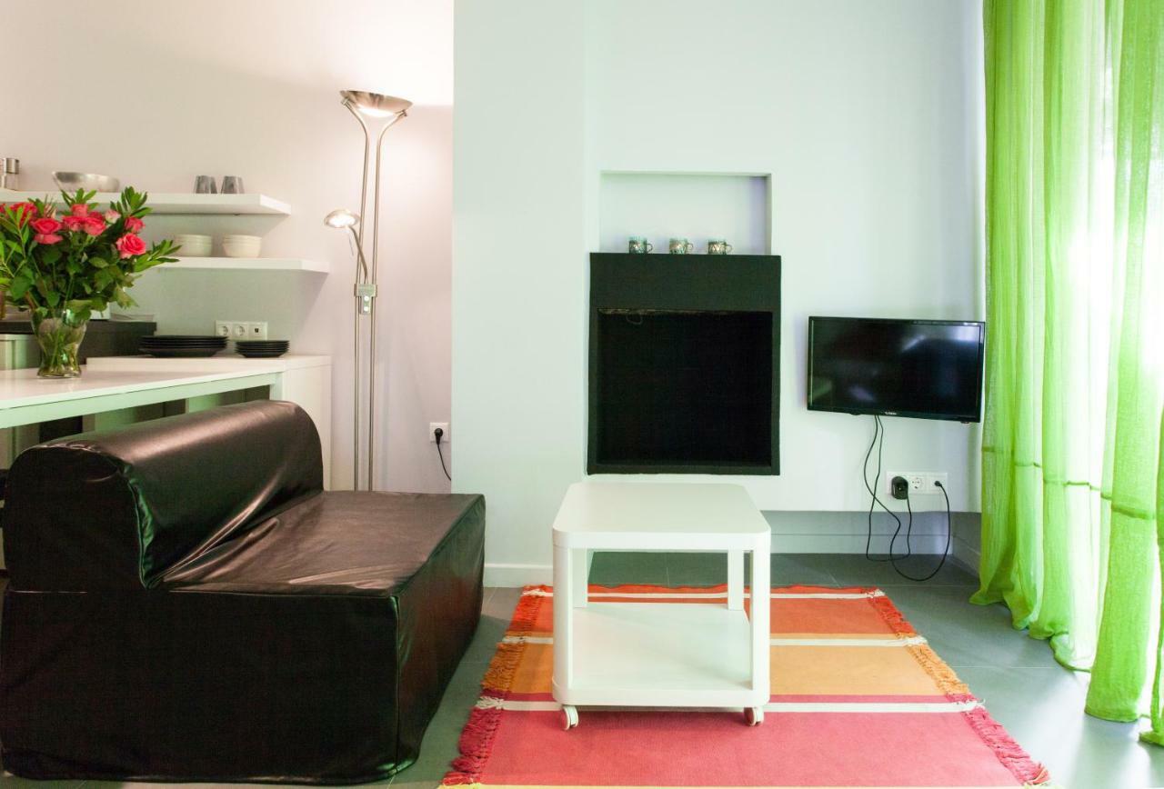 Homz Studios Neapolis Atenas Exterior foto
